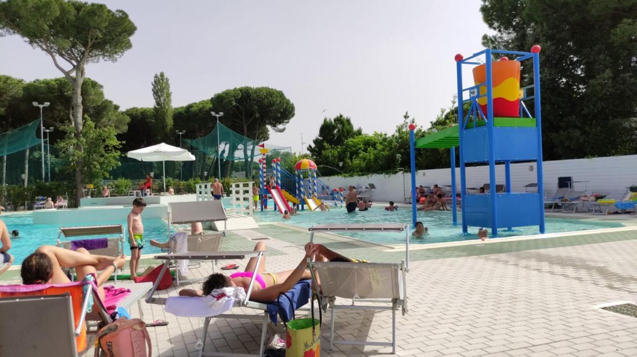 Mipro Mobilhome 6 Lido di Spina Zewnętrze zdjęcie